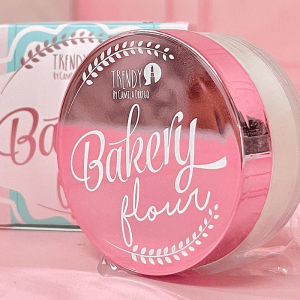 Trendy polvo suelto bakery flour.